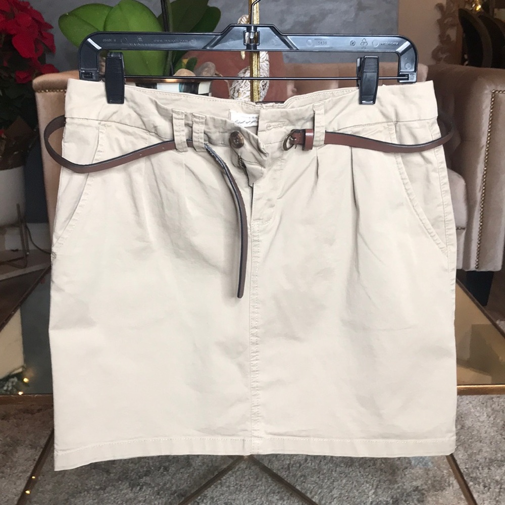 H&M skrit